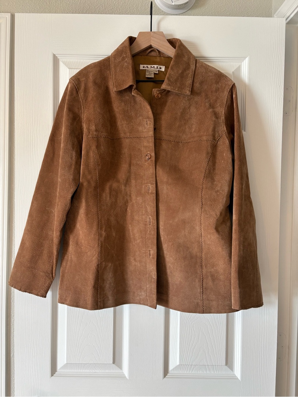 A.M.I. Suede Jacket - Picture 2 of 9